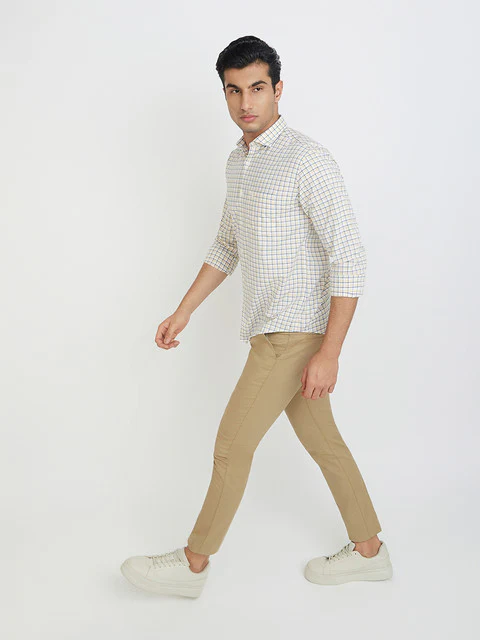 Men Yellow Slim Fit Checks Cotton Cut Away Collar Shirts - Image 6