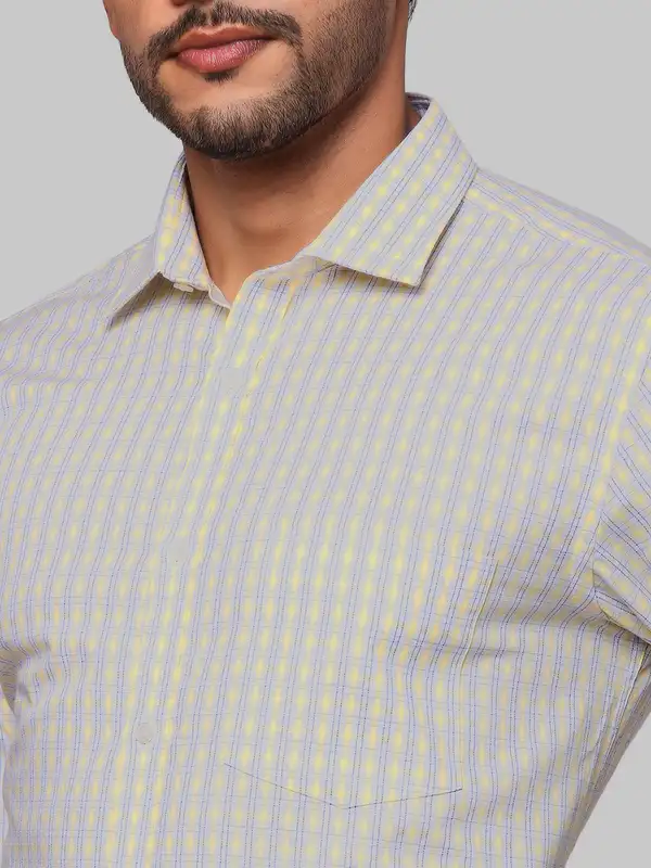 Men Yellow Slim Fit Checks Cotton Shirts - Image 6