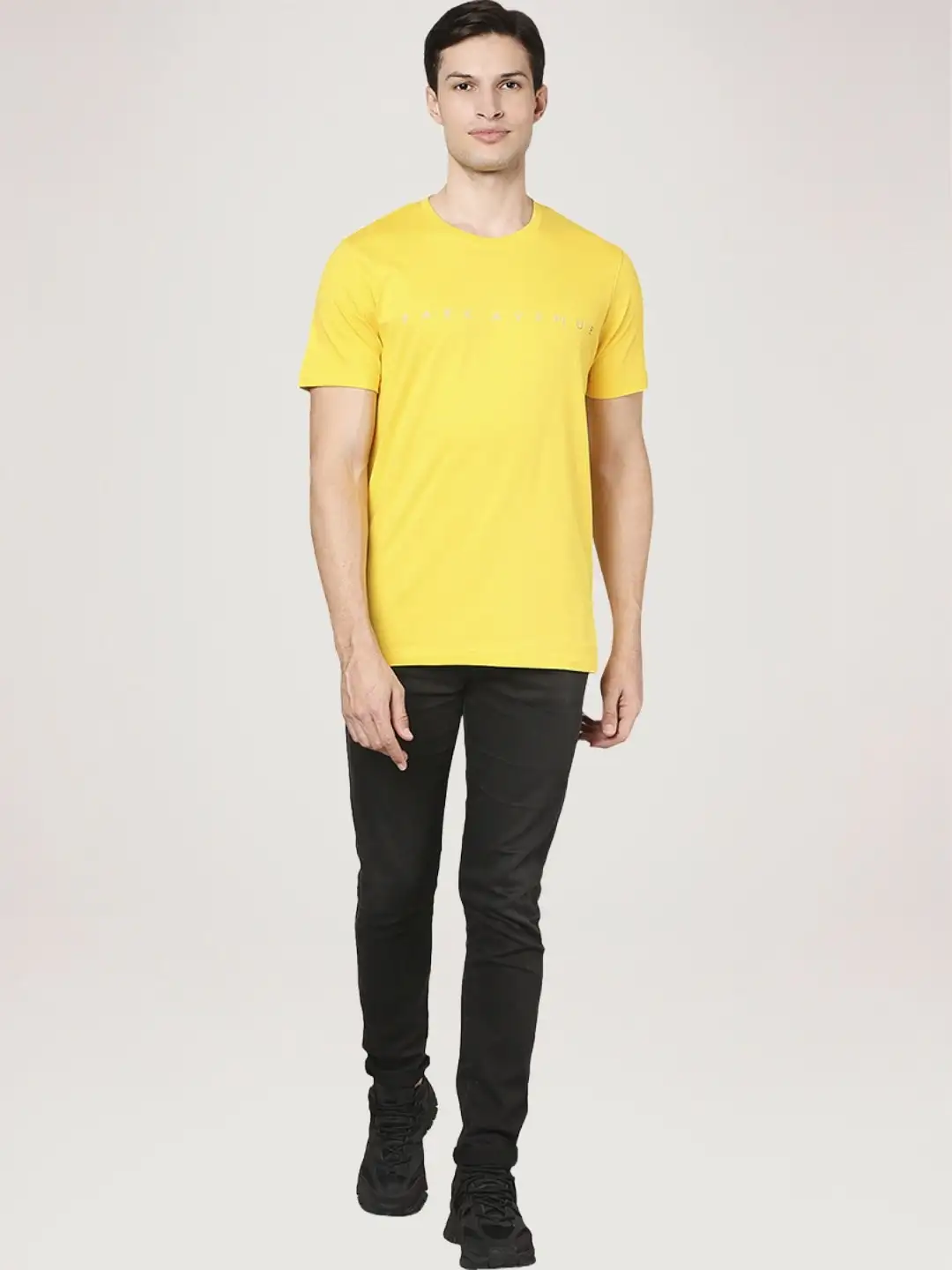 Men Yellow Slim Fit Solid Cotton Blend Crew Neck Collar T-Shirt - Image 3