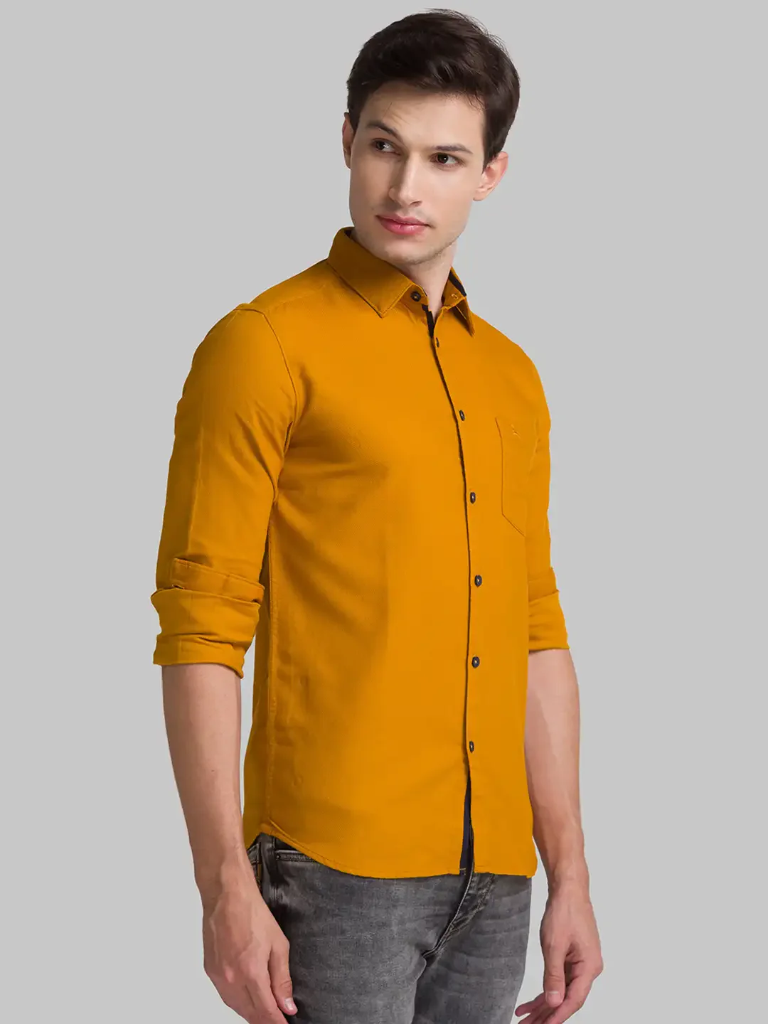 Men Yellow Slim Fit Solid Cotton Full Sleeve Shirts - Image 2
