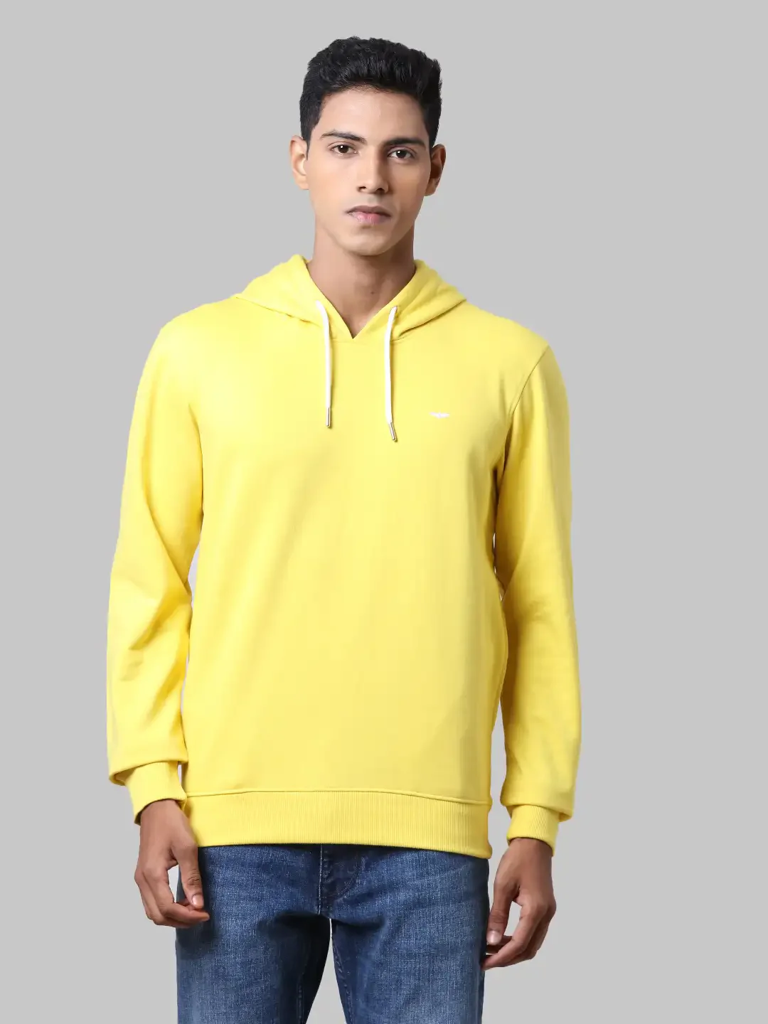 Men Yellow Slim Fit Solid Cotton Polyster Blend Sweatshirts