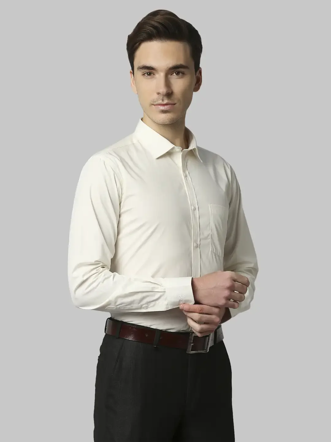Men Yellow Slim Fit Solid Cotton Shirts - Image 2