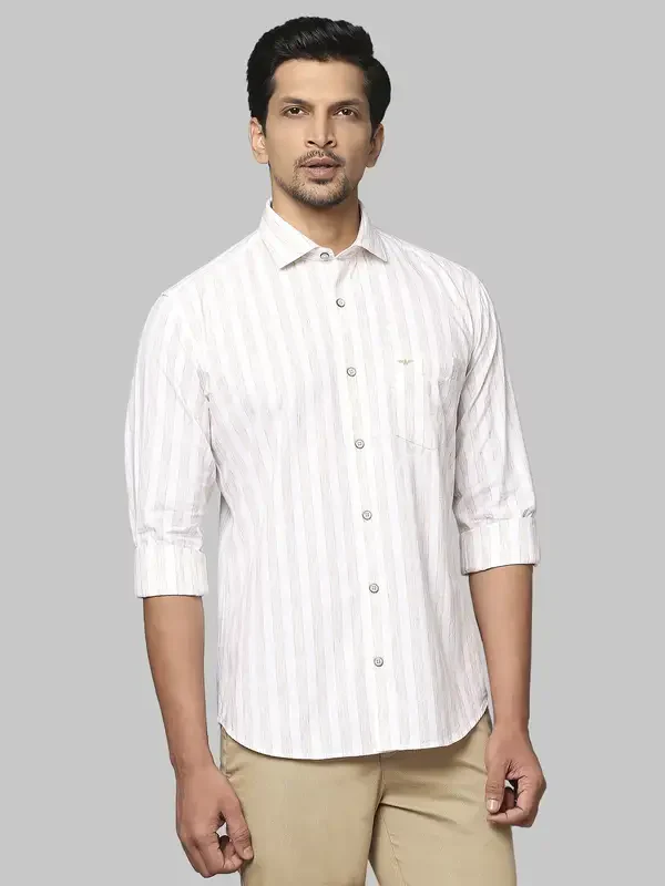 Men Yellow Slim Fit Stripe Cotton Blend Cut Away Collar Shirts - Image 2