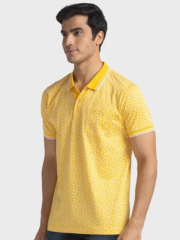 Men Yellow Tailored Fit Print Cotton Half Sleeve T-Shirt - Image 3