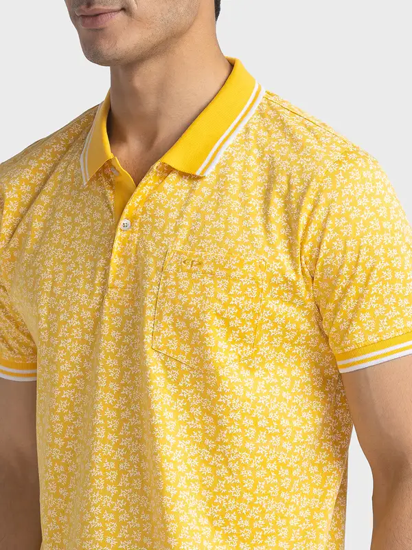 Men Yellow Tailored Fit Print Cotton Half Sleeve T-Shirt - Image 6