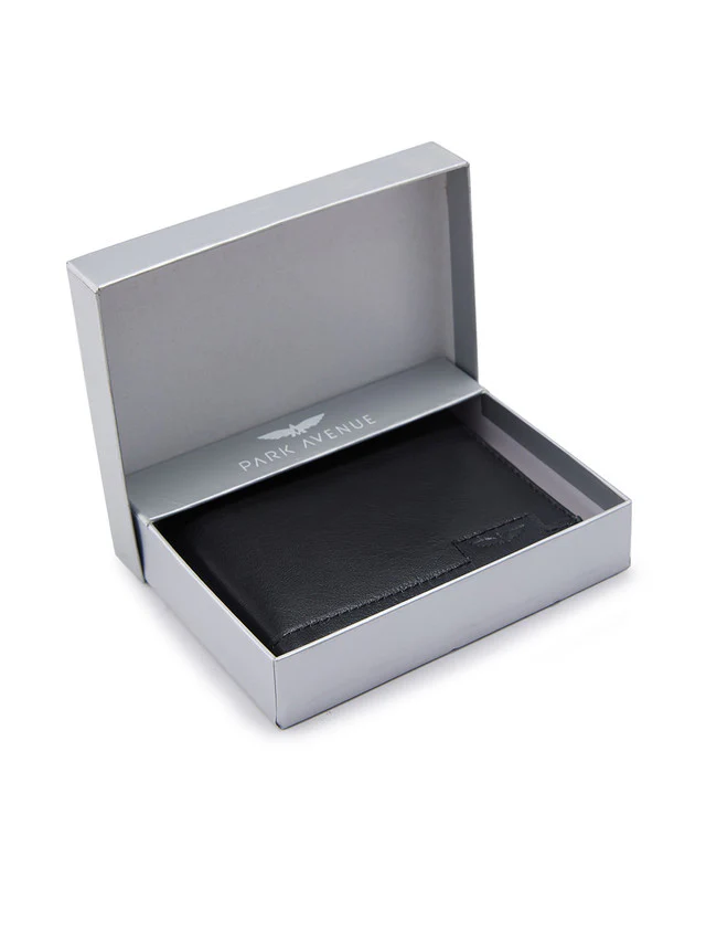 Park Avenue Black Leather Wallet - Image 5