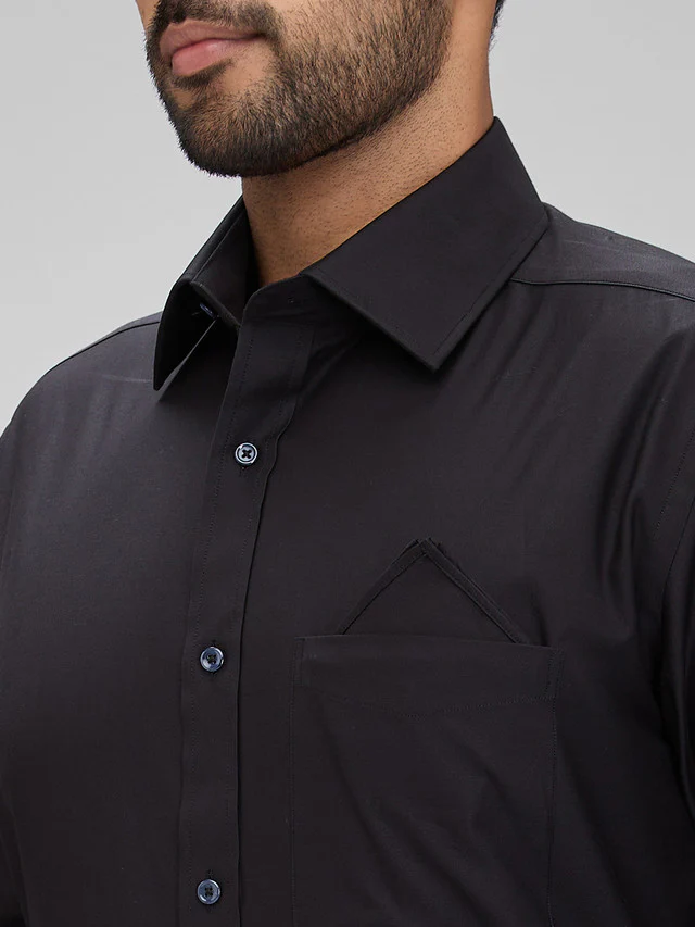 Park Avenue Black Solid Luxus Fit Full Sleeve Cotton Shirt - Image 6
