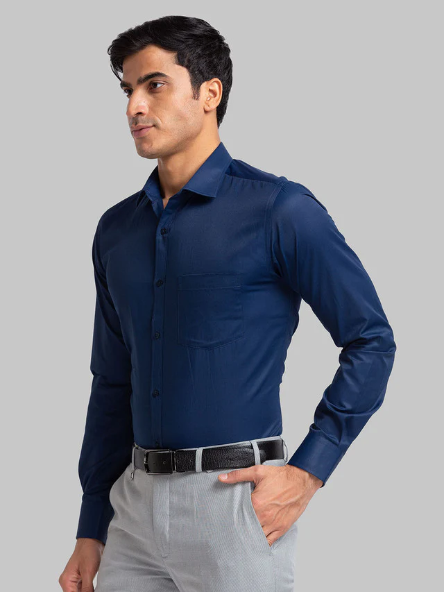 Park Avenue Blue Plain Slim Fit Cotton Blend Formal Shirt - Image 3