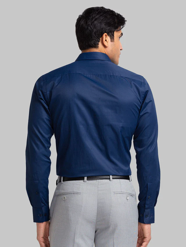 Park Avenue Blue Plain Slim Fit Cotton Blend Formal Shirt - Image 4