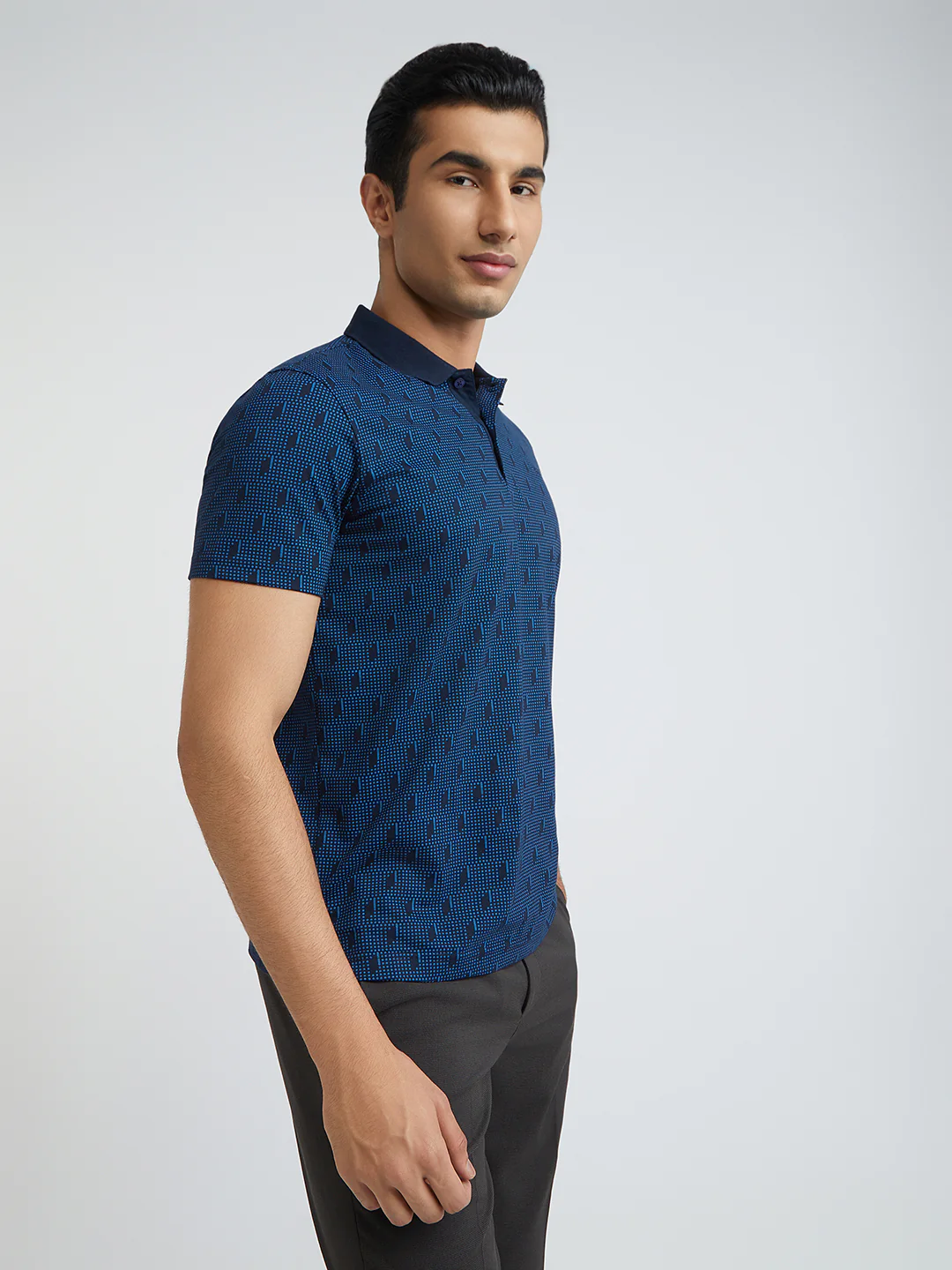 Park Avenue Blue Printed Slim Fit Cotton Blend T-Shirt - Image 2