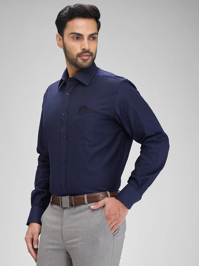 Park Avenue Blue Solid Luxus Fit Full Sleeve Cotton Shirt - Image 3