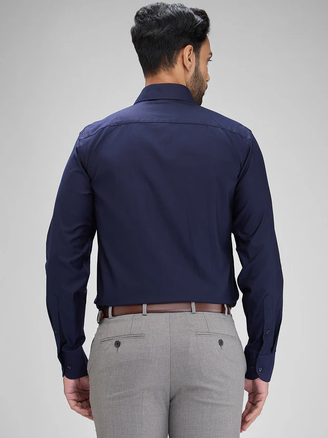 Park Avenue Blue Solid Luxus Fit Full Sleeve Cotton Shirt - Image 4