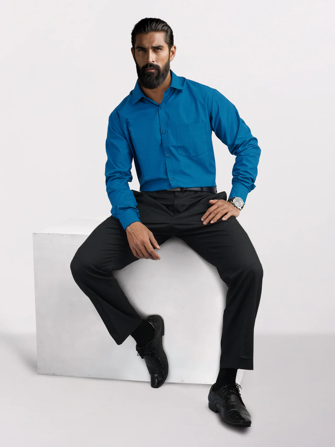Park Avenue Blue Solid Slim Fit Polyester Blend Formal Shirt - Image 4