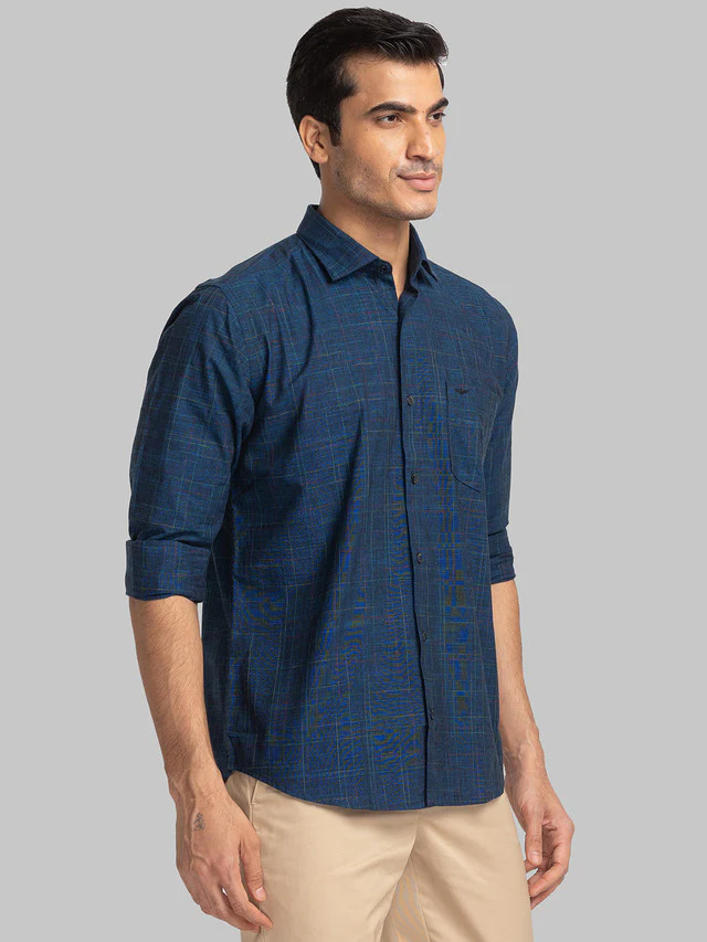 Park Avenue Blue Two Tone Slim Fit Cotton Casual Shirt - Image 2