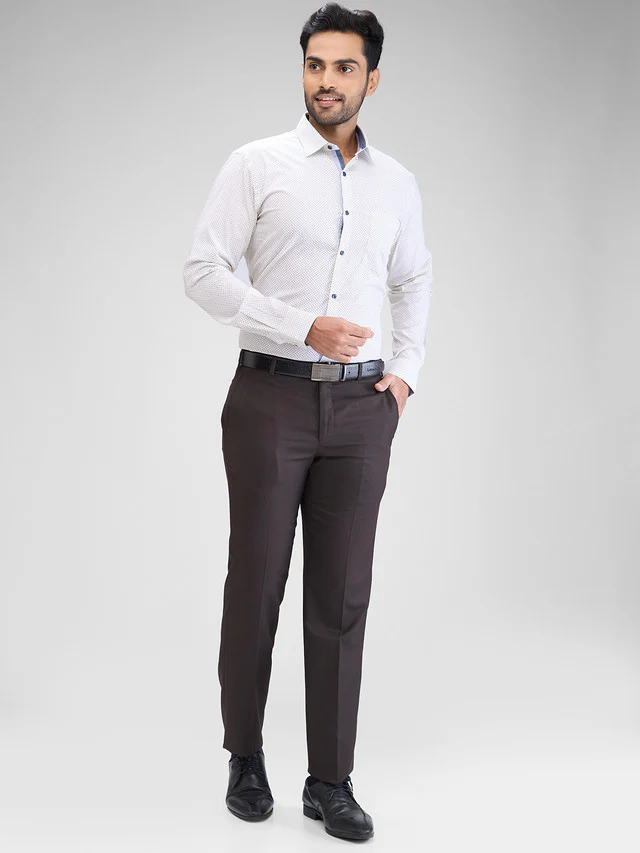 Park Avenue Brown Solid Smart Fit Polyester Blend Trouser - Image 5