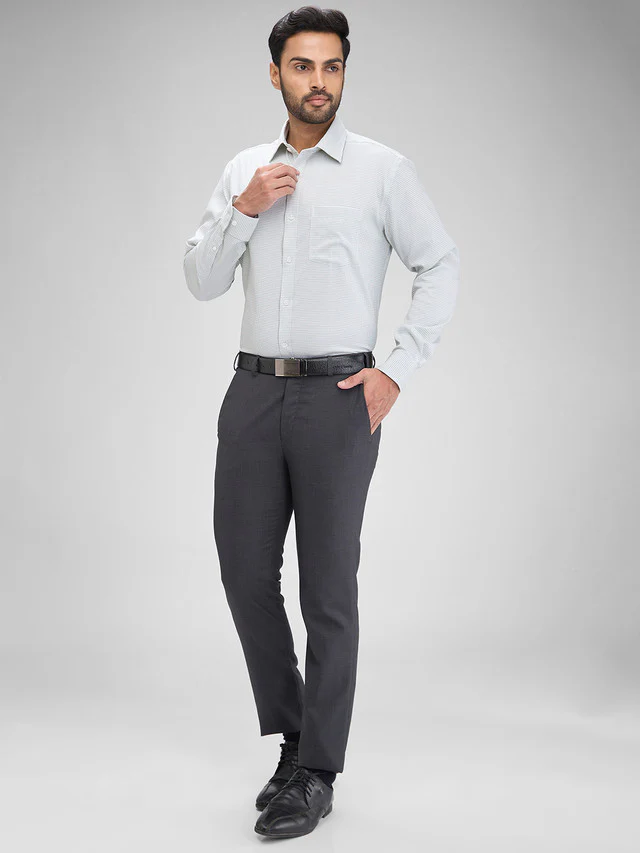 Park Avenue Green Checks Regular Fit Full Sleeve Cotton Shirt - Image 5