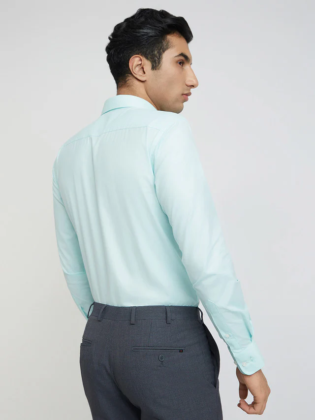 Park Avenue Green Plain Slim Fit Cotton Blend Formal Shirt - Image 4