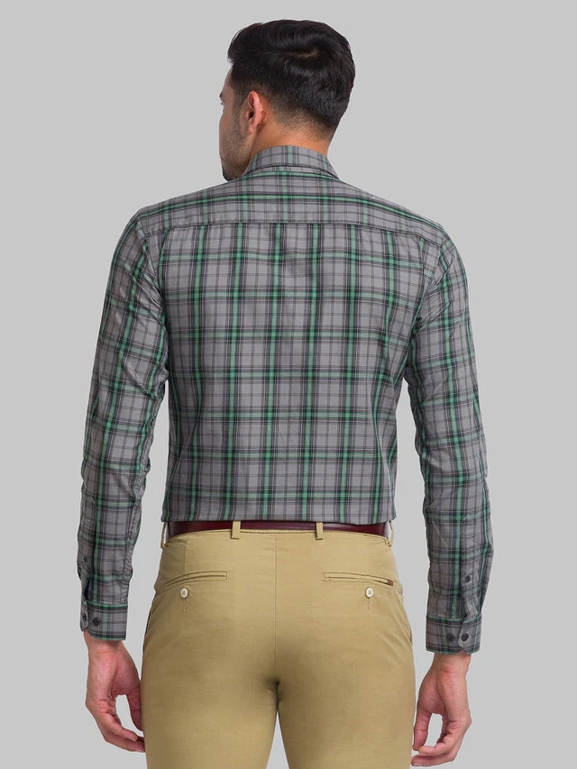 Park Avenue Grey Checks Slim Fit Cotton Casual Shirt - Image 4