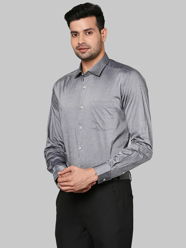 Park Avenue Grey Solid Regular Fit Cotton Formal Shirt - Image 3