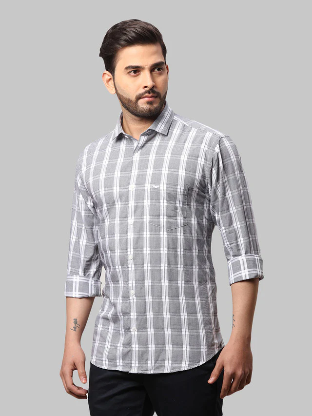 Park Avenue Men Grey Checkered Slim Fit Cotton Casual Shirt - Image 3