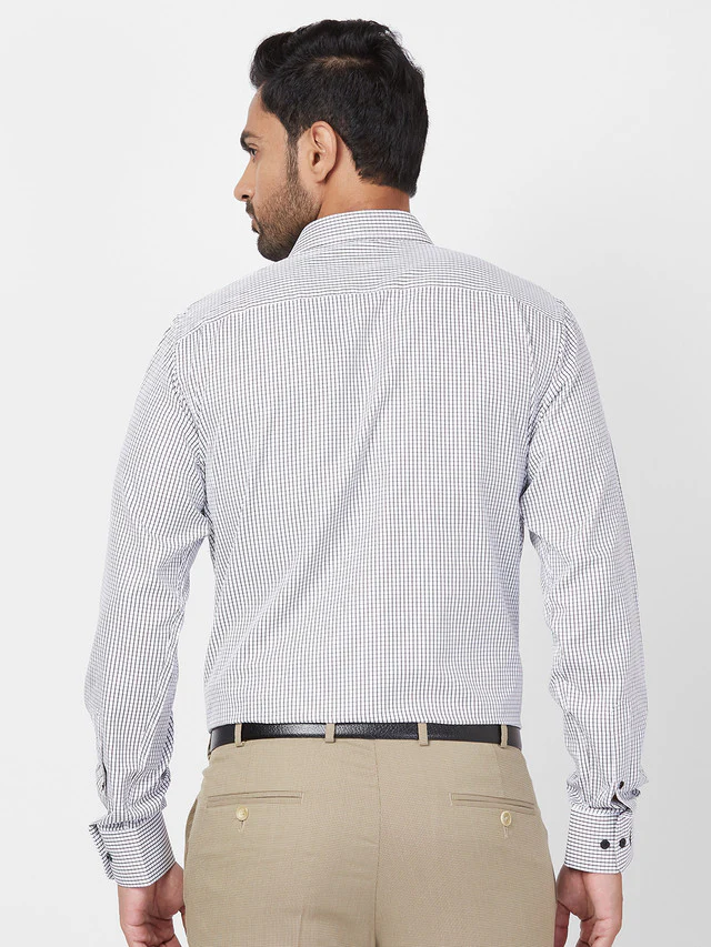 Park Avenue Men White Checkered Slim Fit Polyester Blend Formal Shirt - Image 5