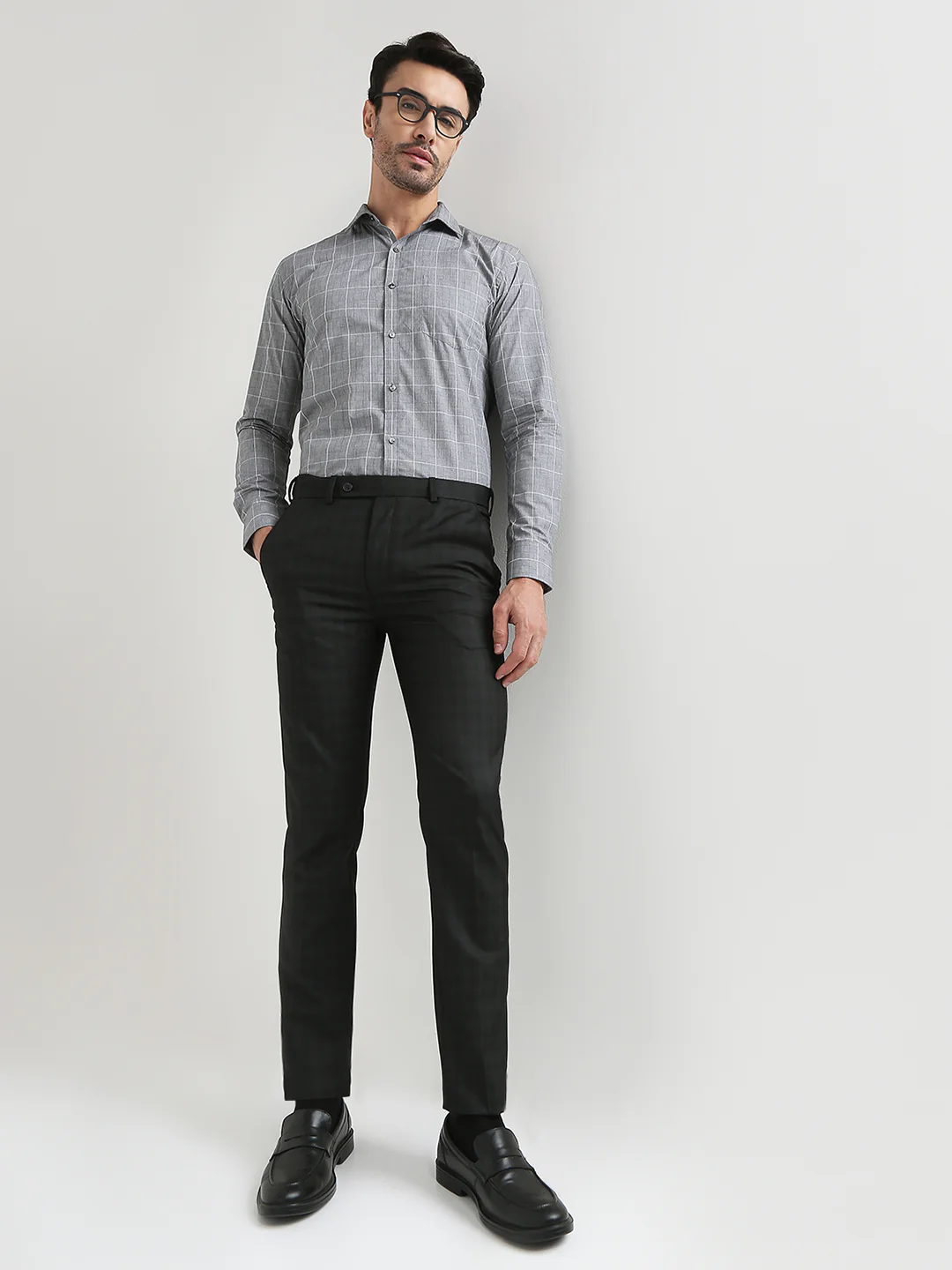 Park Avenue Men Black Checks Slim Fit Polyester Blend Trouser - Image 5