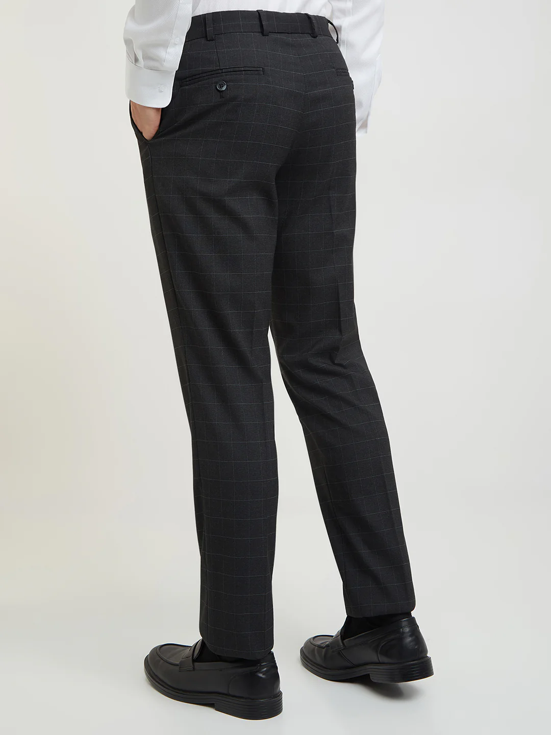 Park Avenue Men Black Checks Smart Fit Polyester Blend Trouser - Image 4