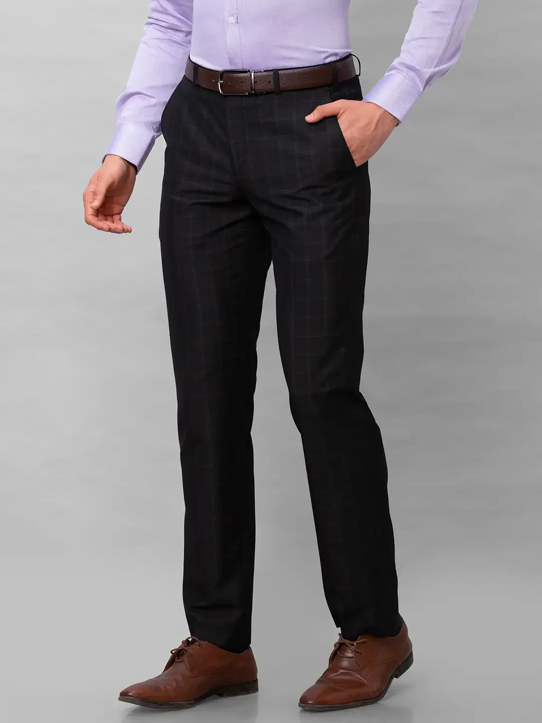 Park Avenue Men Black Checks Smart Fit Polyester Blend Trousers - Image 3