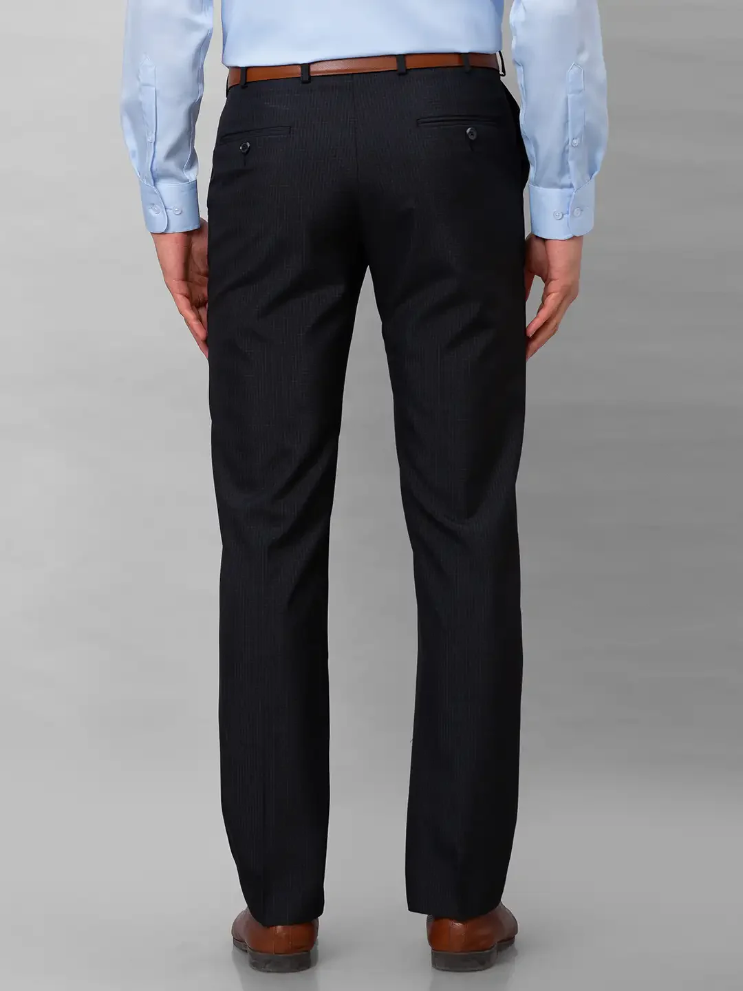 Park Avenue Men Black Checks Smart Fit Polyester Blend Trousers - Image 4