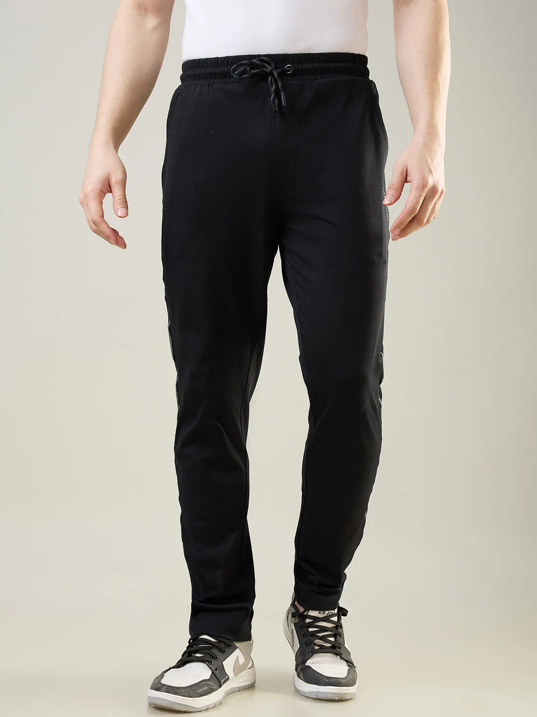 Park Avenue Men Black Cotton Blend Trackpant