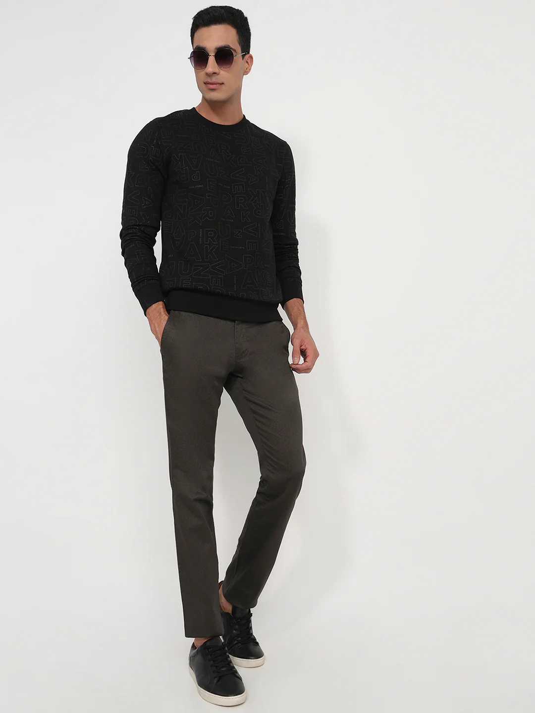 Park Avenue Men Black Print Slim Fit Cotton Blend Sweatshirt - Image 5