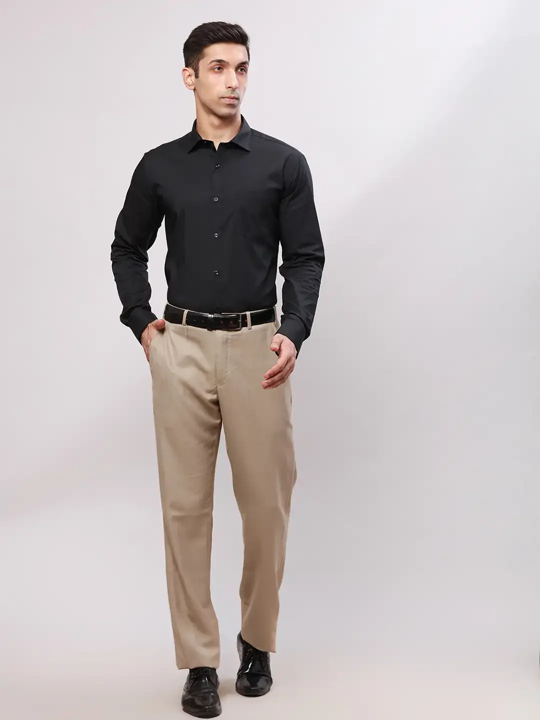 Park Avenue Men Black Slim Fit Self Design Tencel Polyester Spandex Full Sleeve Cut Away Shirt - Image 5