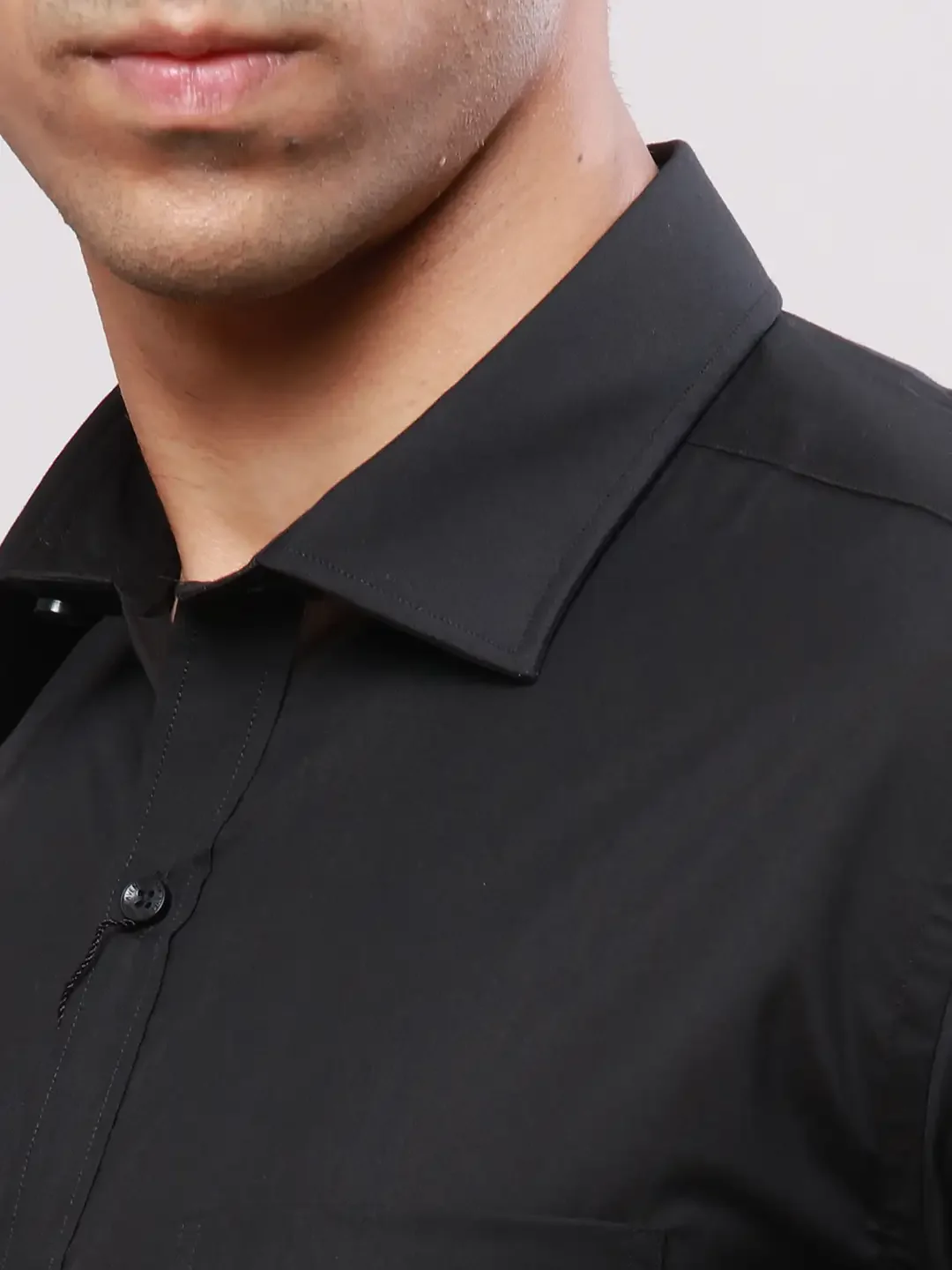Park Avenue Men Black Slim Fit Self Design Tencel Polyester Spandex Full Sleeve Cut Away Shirt - Image 6