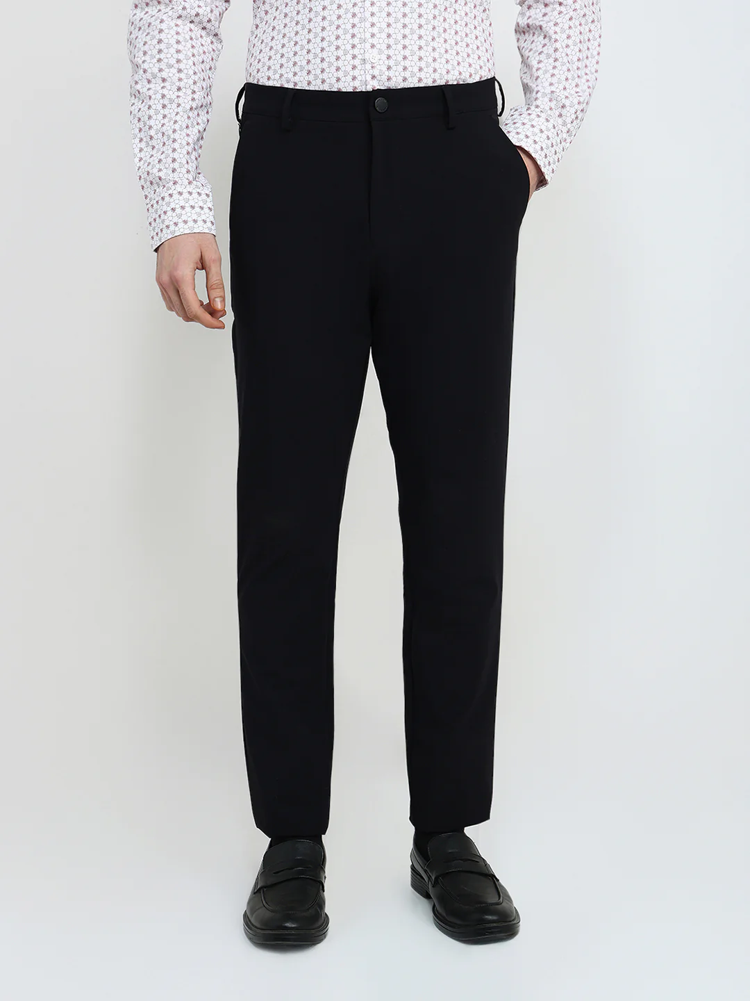 Park Avenue Men Black Solid Commutech Fit Nylon Blend Trouser