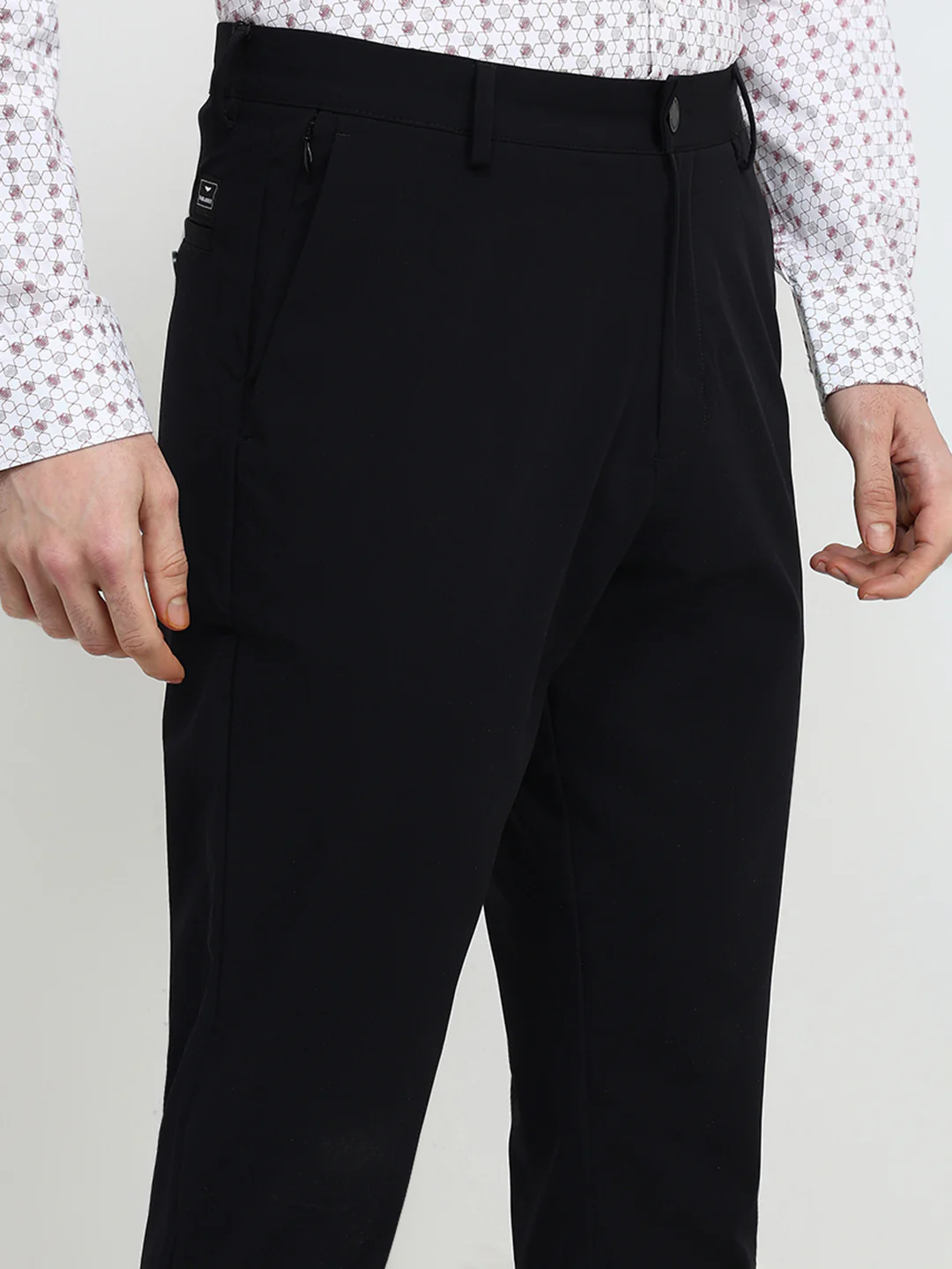 Park Avenue Men Black Solid Commutech Fit Nylon Blend Trouser - Image 6