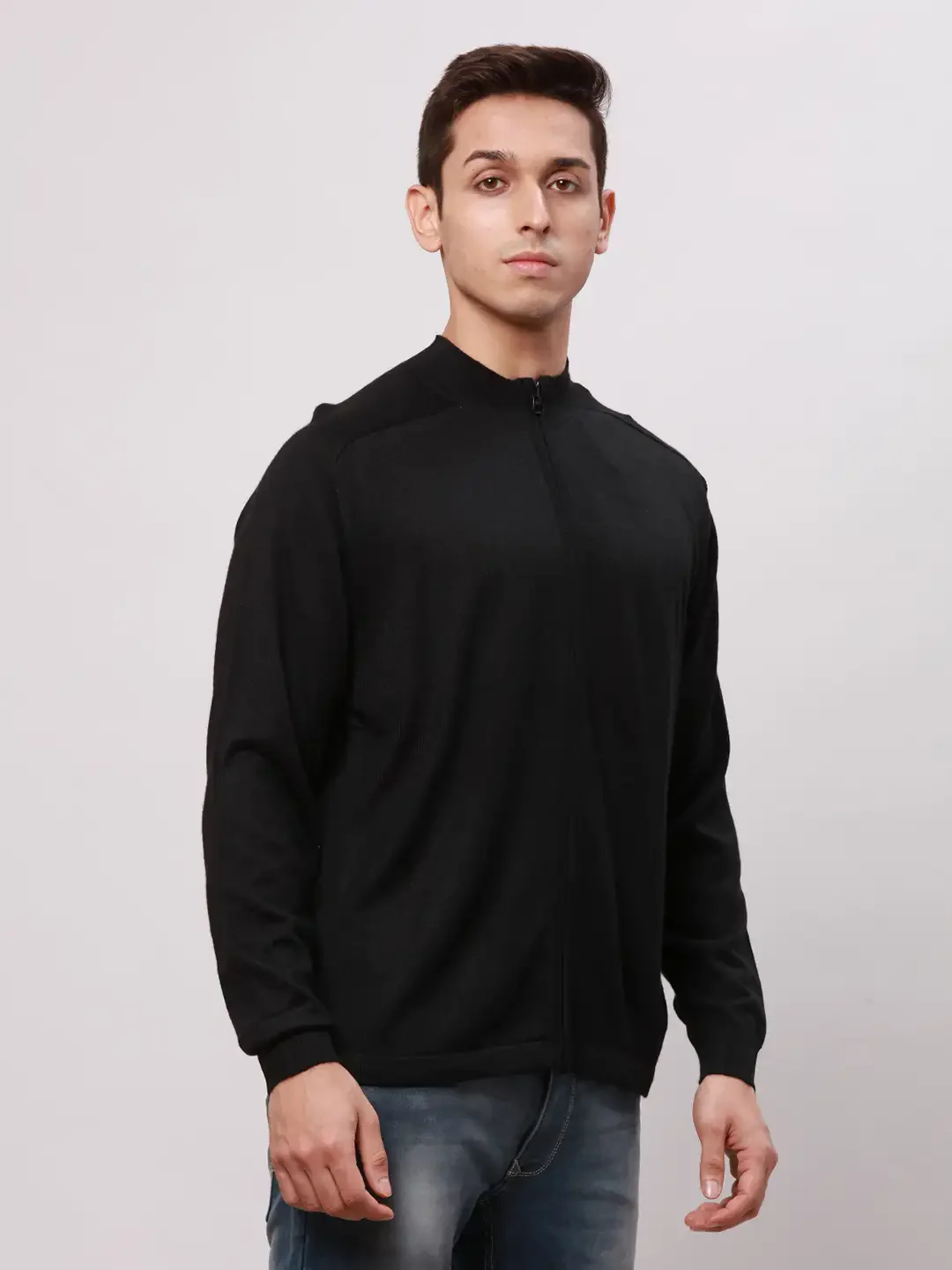 Park Avenue Men Black Solid Regular Acrylic Blend Full Sleeve V Neck Pullover - Image 2