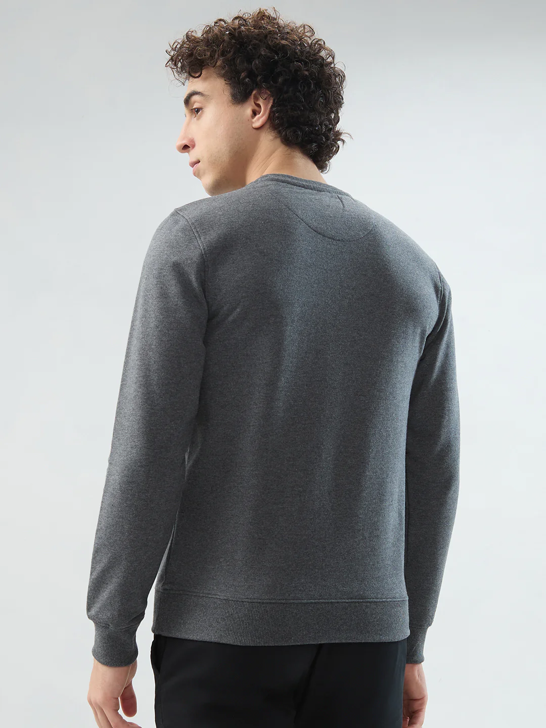 Park Avenue Men Black Solid Slim Fit Cotton Blend Sweatshirt - Image 4