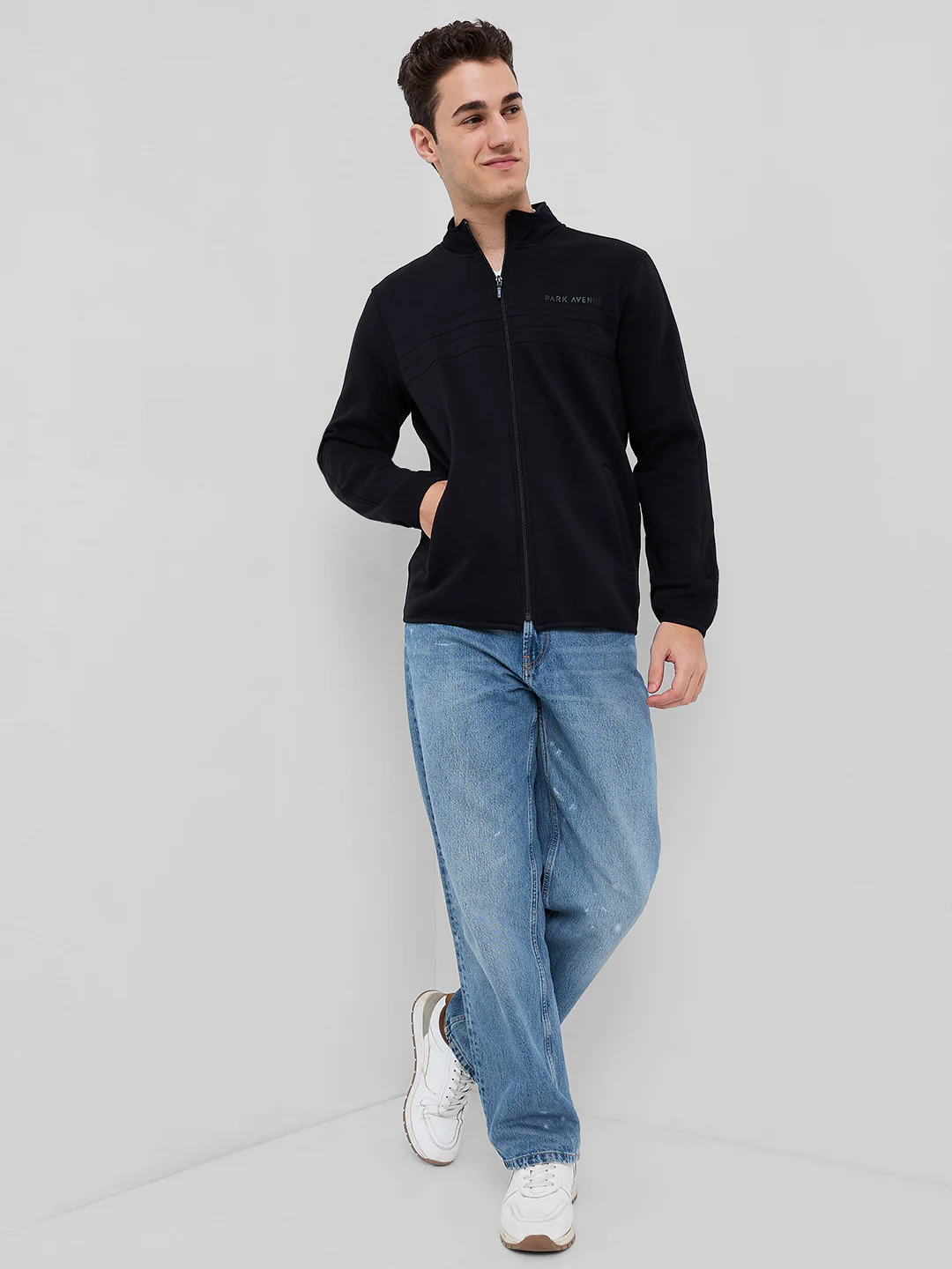 Park Avenue Men Black Solid Slim Fit Cotton Blend Sweatshirt - Image 5