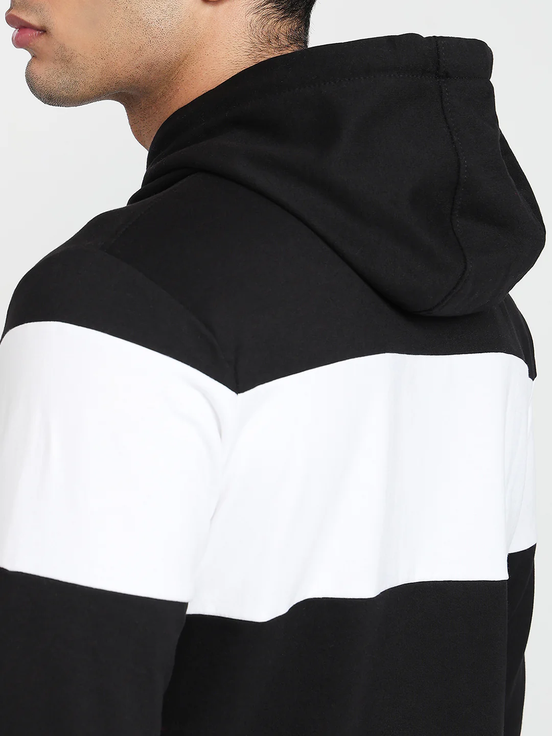 Park Avenue Men Black Solid Slim Fit Cotton Blend Sweatshirt - Image 7