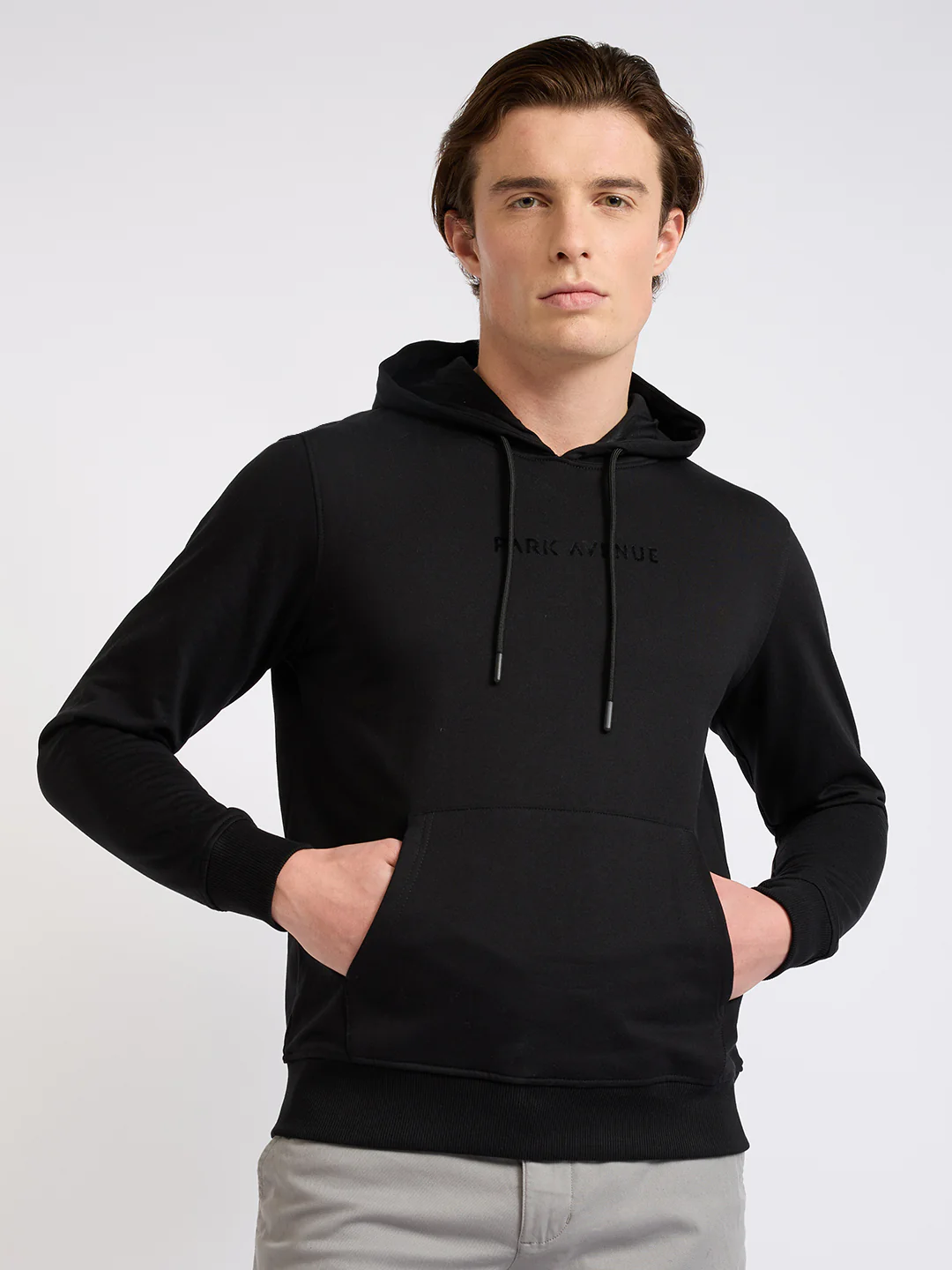 Park Avenue Men Black Solid Slim Fit Cotton Blend Sweatshirt