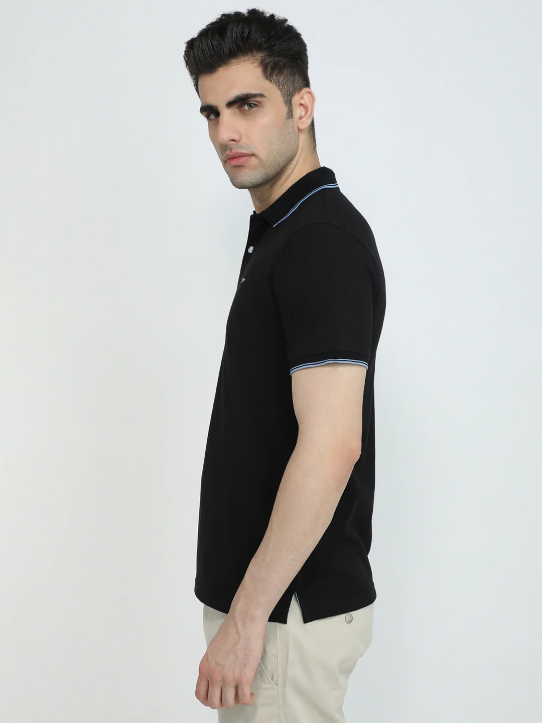 Park Avenue Men Black Solid Slim Fit Cotton Blend T-Shirt - Image 2