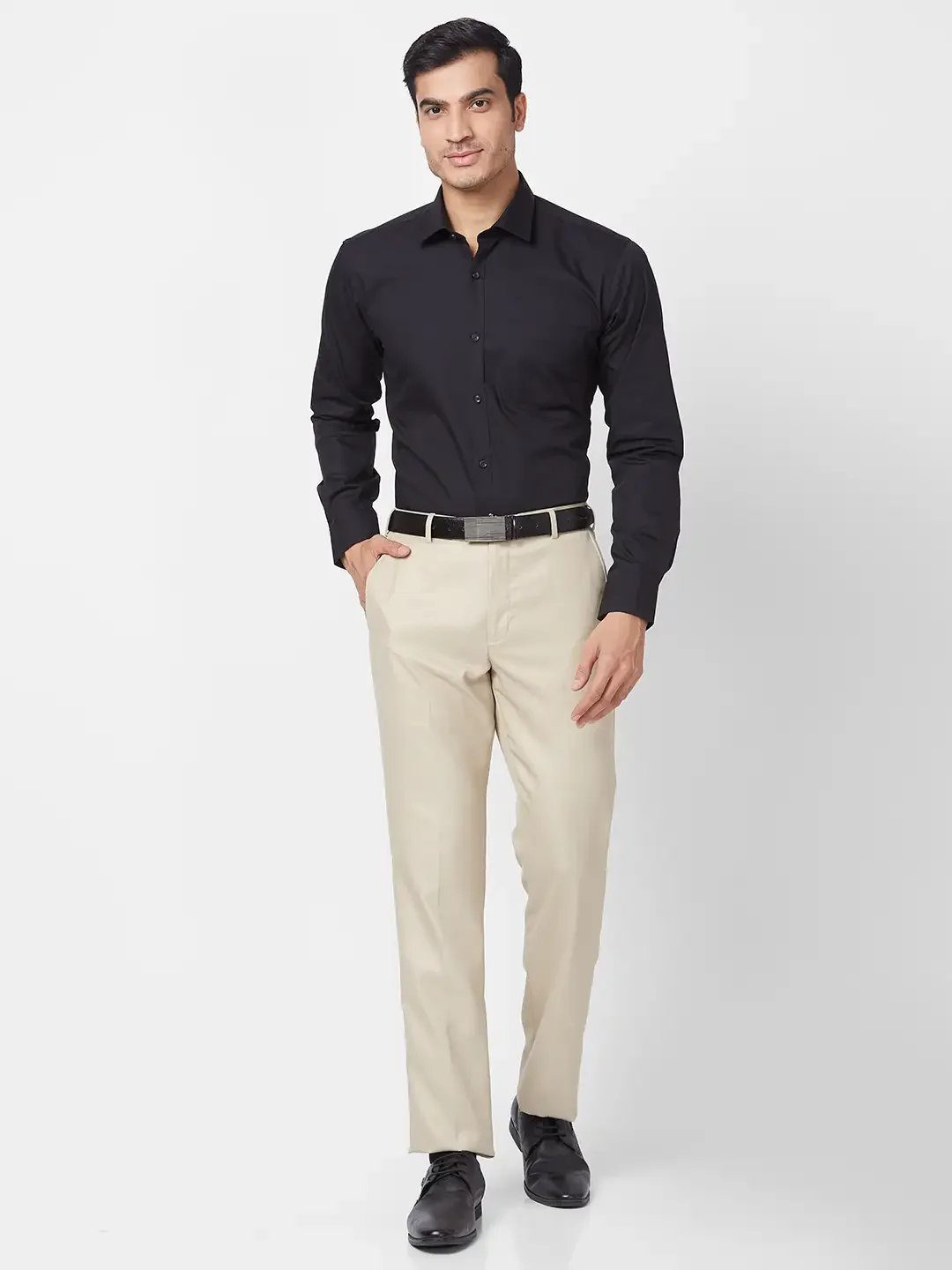 Park Avenue Men Black Solid Slim Fit Cotton Cutaway Collar Shirt - Image 5