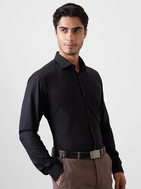 Park Avenue Men Black Solid Slim Fit Cotton Shirt - Image 2