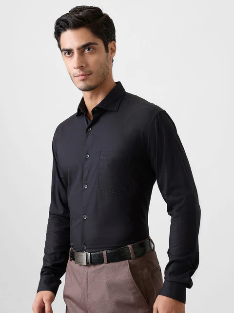 Park Avenue Men Black Solid Slim Fit Cotton Shirt - Image 3