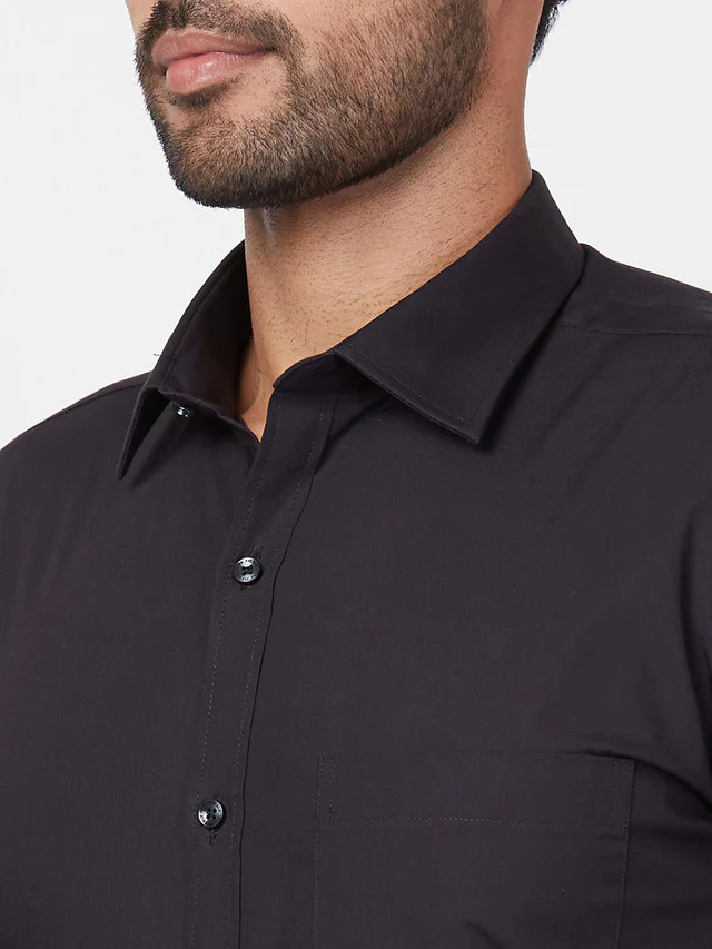 Park Avenue Men Black Solid Slim Fit Cotton Shirt - Image 6
