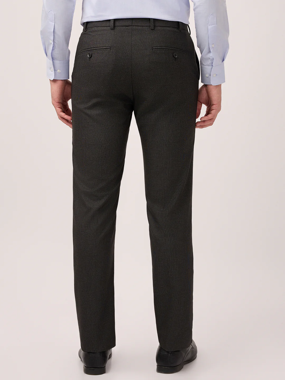 Park Avenue Men Black Solid Slim Fit Polyester Blend Trouser - Image 4
