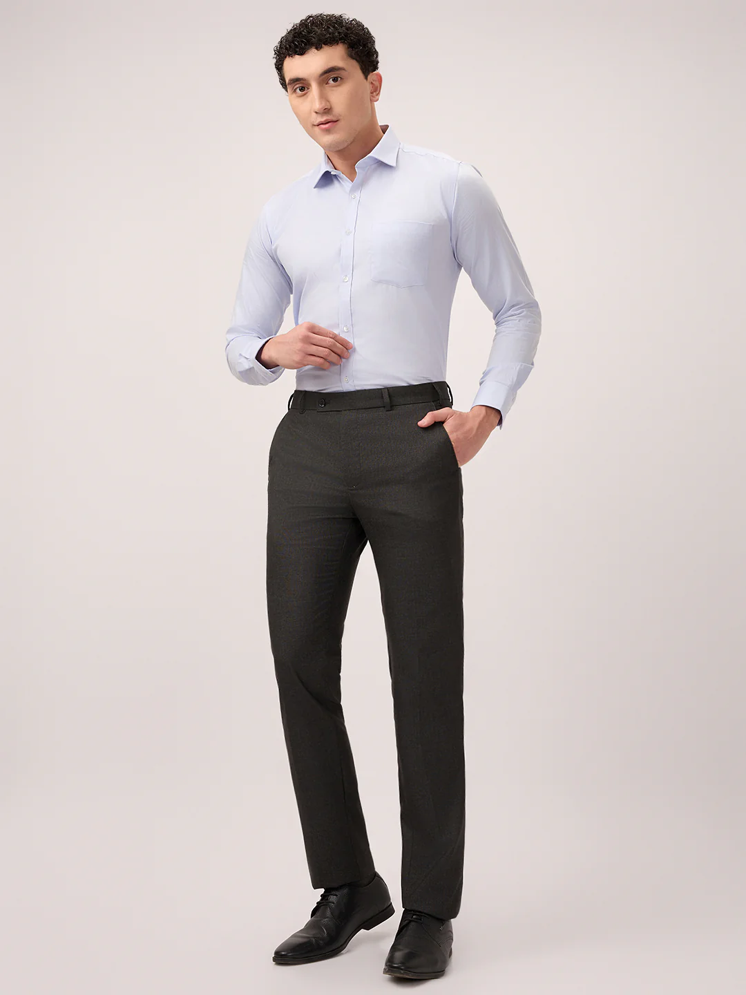 Park Avenue Men Black Solid Slim Fit Polyester Blend Trouser - Image 5