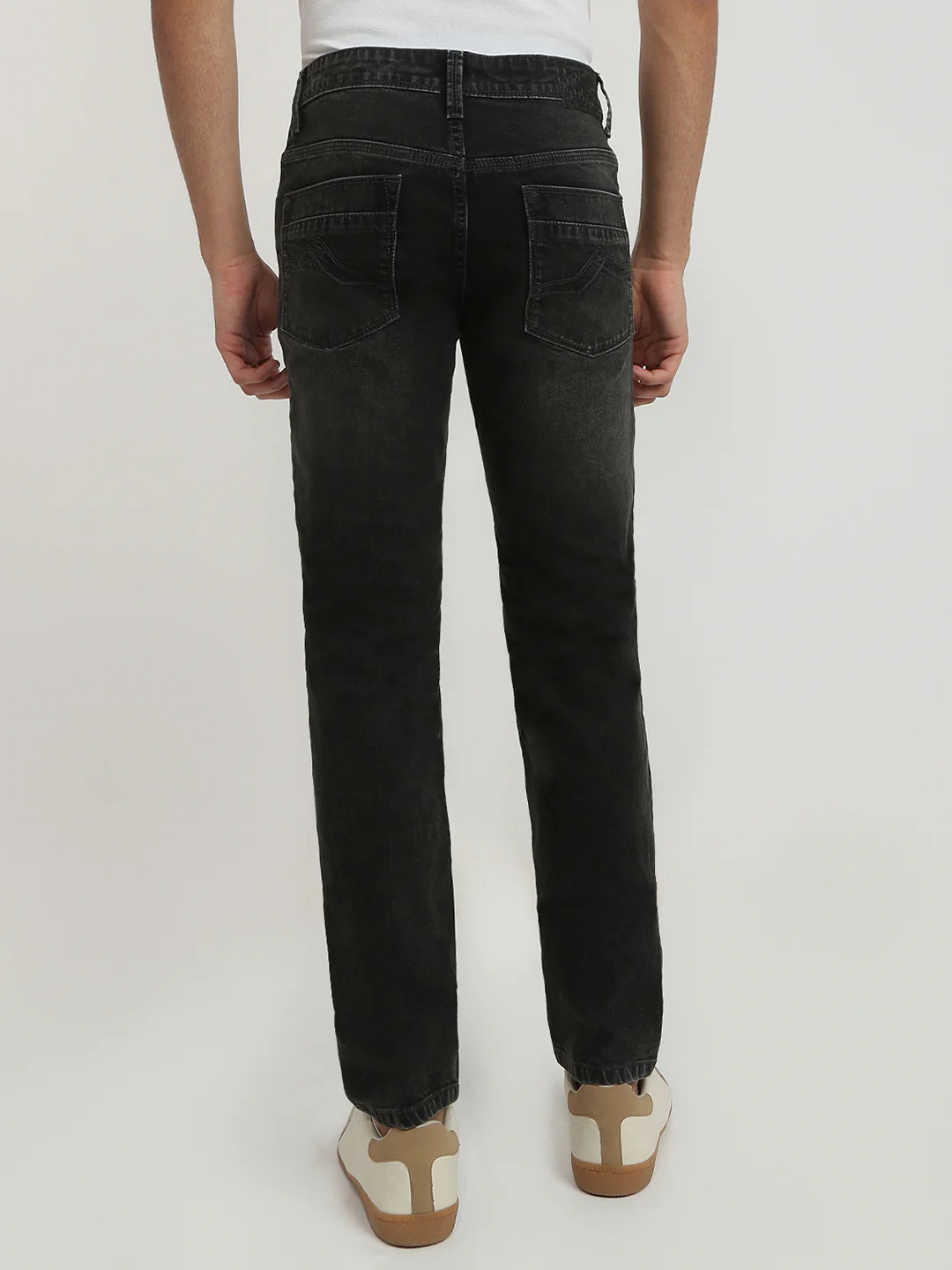 Park Avenue Men Black Solid Super Slim Fit Cotton Blend Jeans - Image 4
