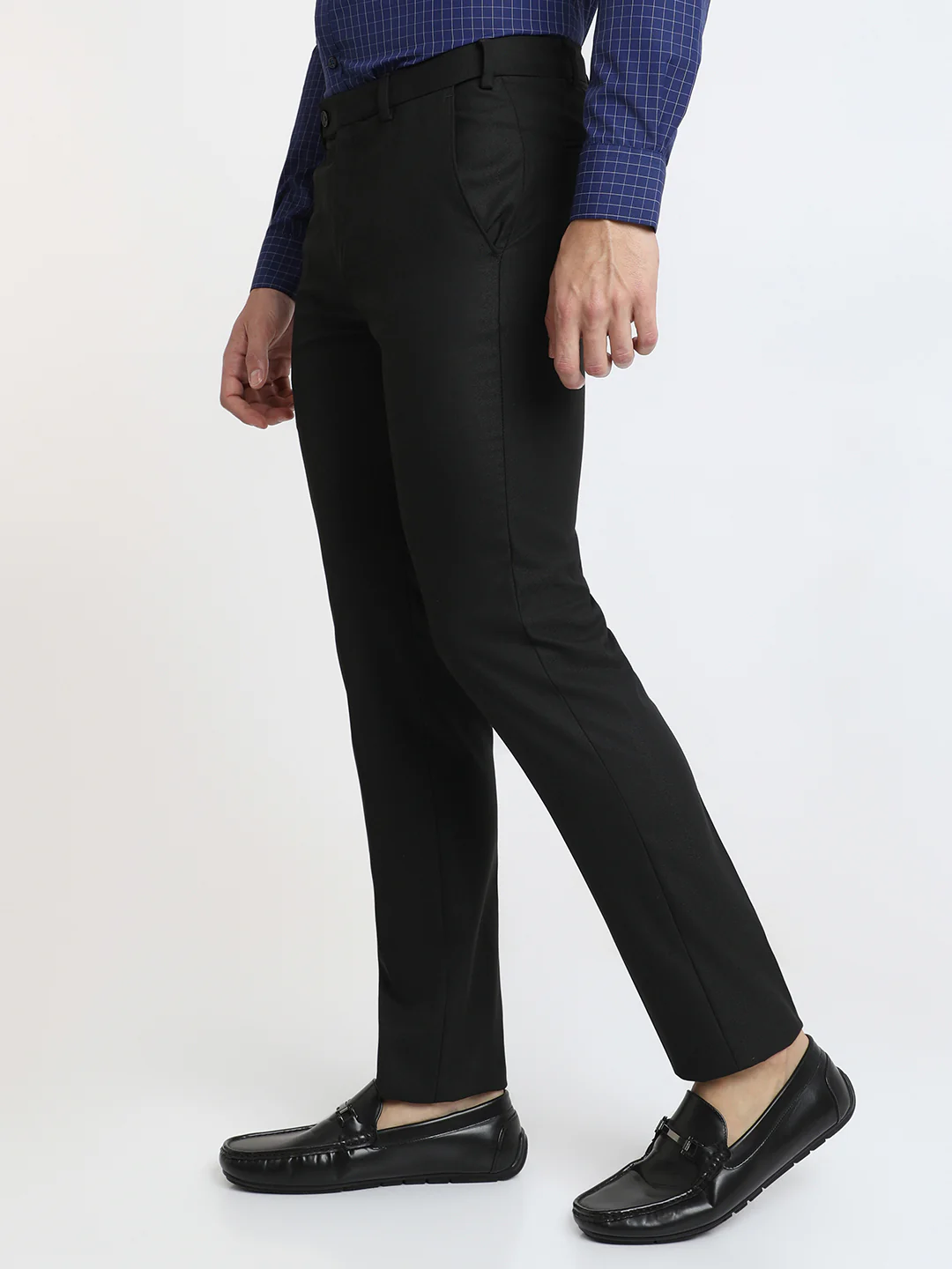 Park Avenue Men Black Structure Slim Fit Polyester Blend Trouser - Image 3