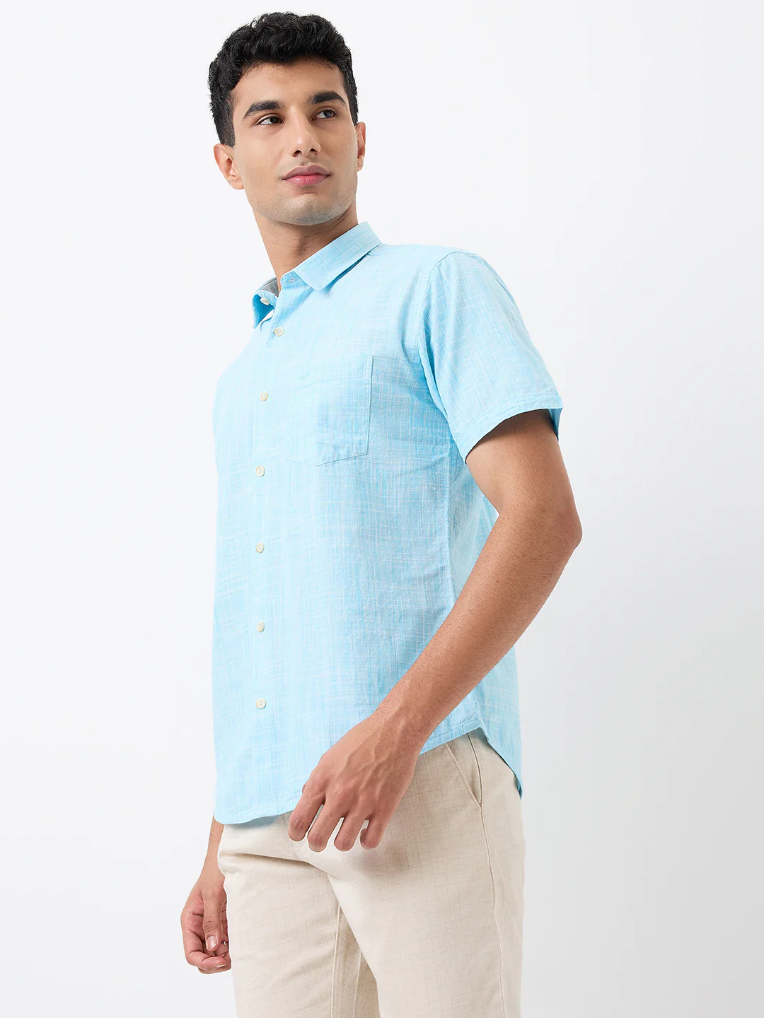 Park Avenue Men Blue Chambray Slim Fit Cotton Blend Shirt - Image 2